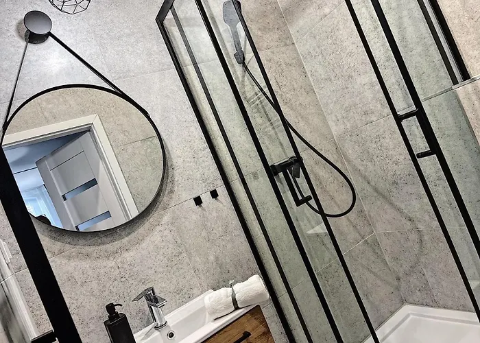 Victoria Iii, Sobieskiego Street * קטוביץ