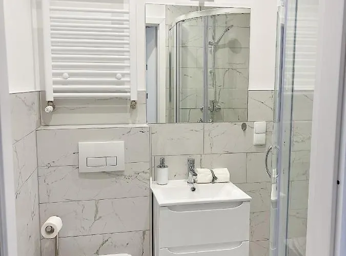 Victoria Iii, Sobieskiego Street קטוביץ